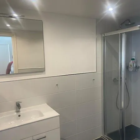 Апартаменти Fuentes De Нерха